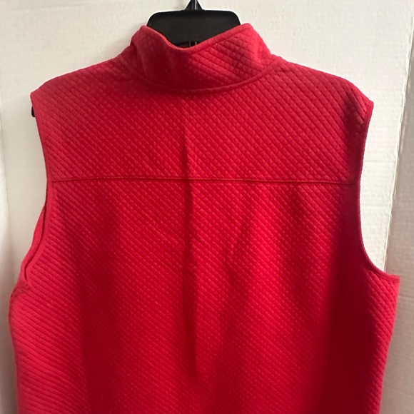 Vest - Picture 2 of 5